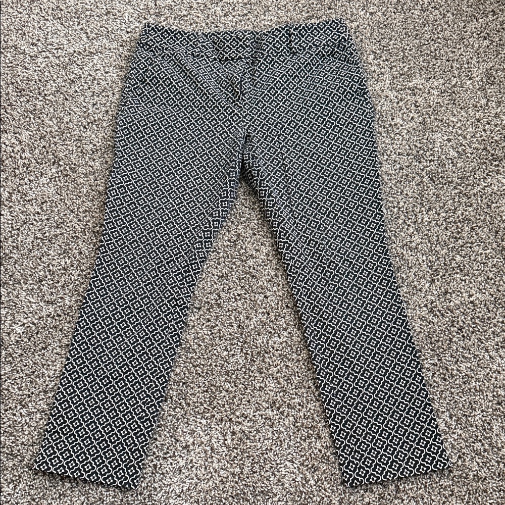 LOFT Black and White Patterned Cropped Pants